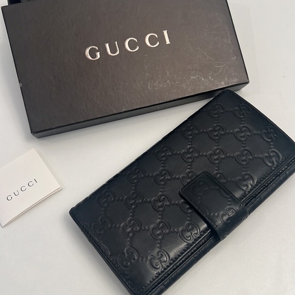 GUCCI Leather Wallet with Gold Hardware in the box 7.5”x4” - Picture 7 of 13